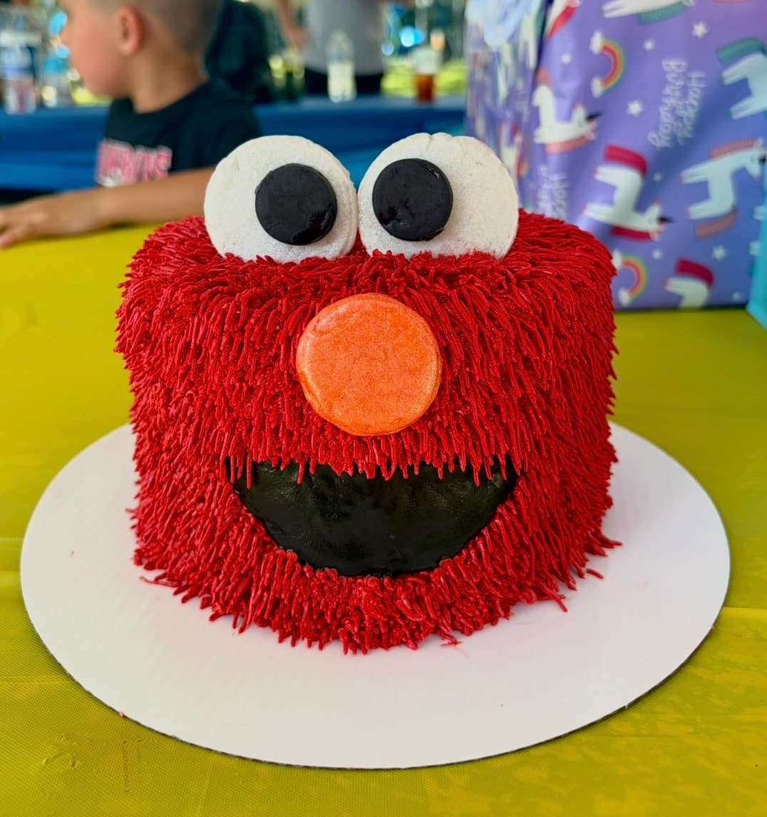 Elmo Cake · Custom Cakes · Birthday